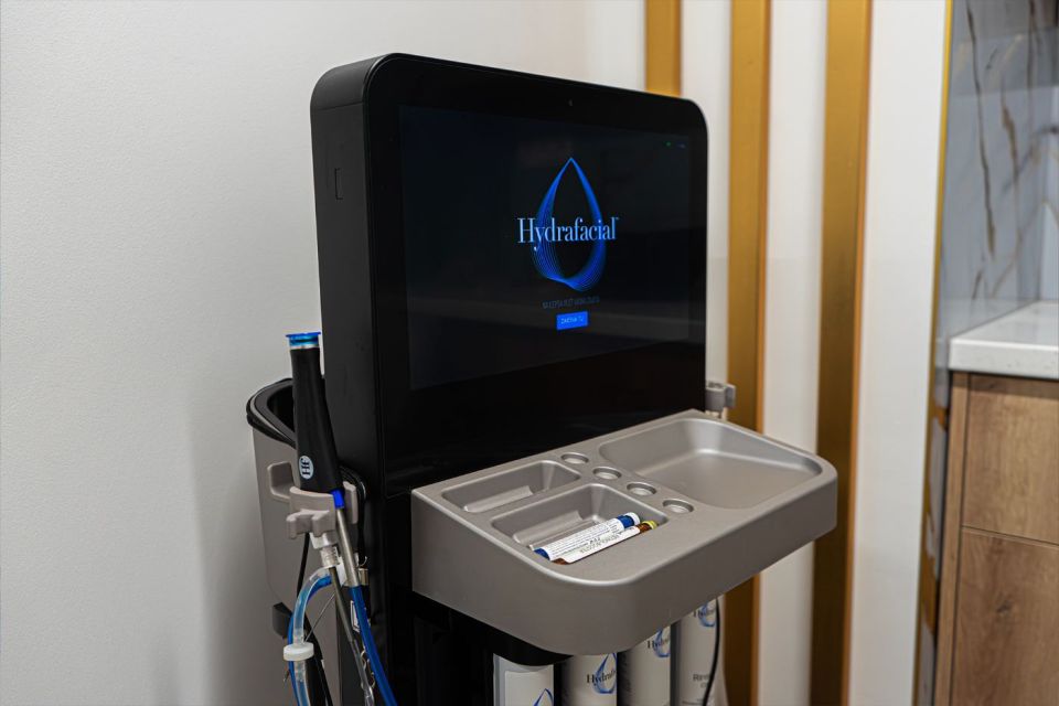 Hydrafacial-Gerät zur Tiefenreinigung und Feuchtigkeitsversorgung der Haut